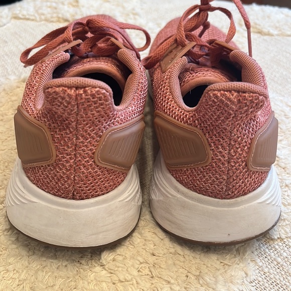 Adidas Cloudform running shoes - Picture 3 of 4